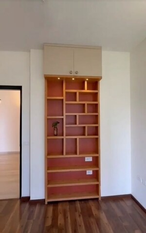 Furnished Amenities in 3 BHK Apartment at Microtek Greenburg, Sector 86 – for Rent