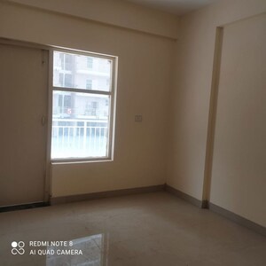 Room in 3 BHK Apartment at Adore Happy Homes Grand, Sector 85 – for Sale