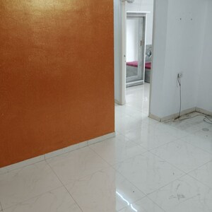 Room in 1 BHK Apartment at Ganga Tower II, Chembur – for Rent