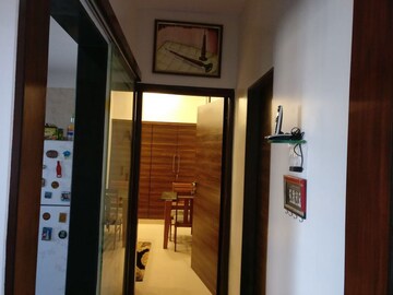 Room in 1 BHK Apartment at K Raheja Heights, Malad East – for Rent