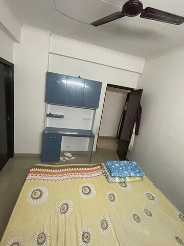 Furnished Amenities in 2 BHK Apartment at Skytech Matrott, Sector 76 – for Rent