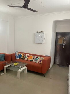 2 BHK Apartment For Rent in Skytech Matrott