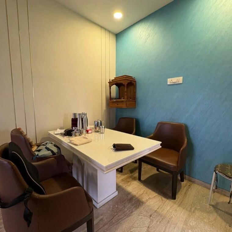 Team Area, sion 3 Bedroom 1300 Sq.Ft. Apartment In Sion Mumbai 10004423