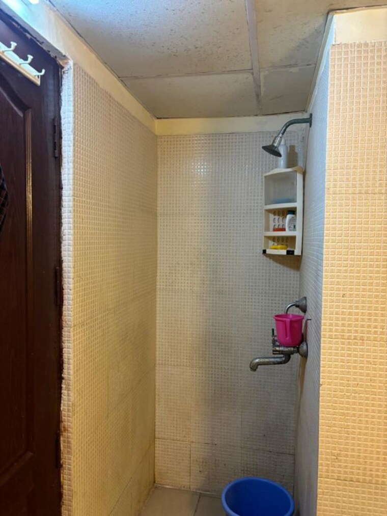 Bathroom, maxblis-grand-kingston 1 Bedroom 615 Sq.Ft. Apartment In Sector 75 Noida 10004459