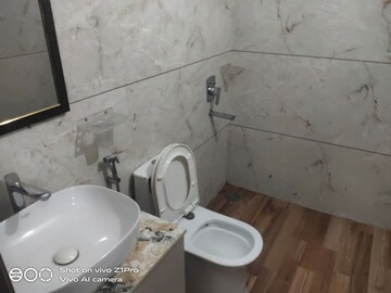 Bathroom in 3 BHK Builder Floor at Sector 57 – for Rent