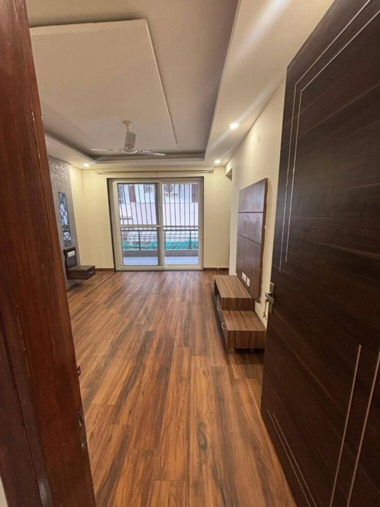 Bedroom, sector 57 3 Bedroom 2200 Sq.Ft. Builder Floor In Sector 57 Gurgaon 10004673