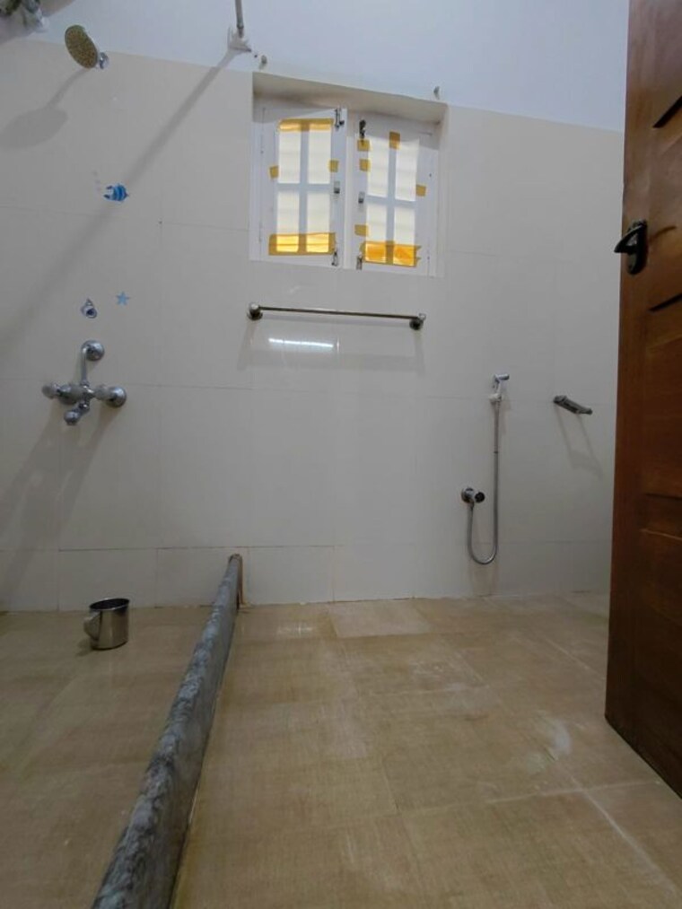 Bathroom, koramangala 2 Bedroom 1000 Sq.Ft. Builder Floor In Koramangala Bangalore 10004688