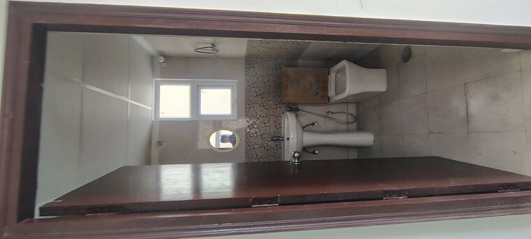 undefined, palm-marina-suites 2 Bedroom 950 Sq.Ft. Apartment In Nh 24 Ghaziabad 9996697