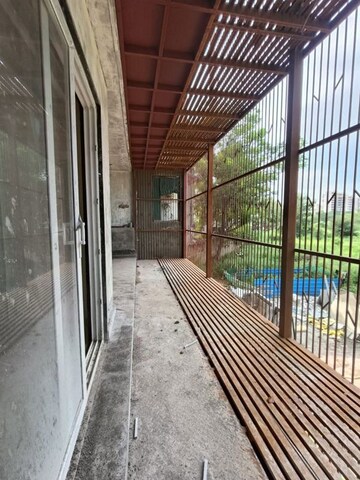 Balcony in 3 BHK Builder Floor at Sector 56 – for Rent