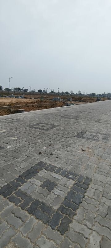  Plot For Sale in Renwal Manji