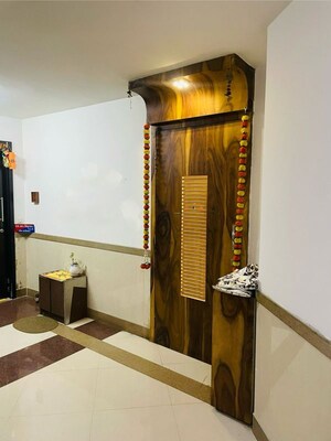 Furnished Amenities in 2 BHK Apartment at Hiranandani Astra, Ghodbunder Road – for Rent