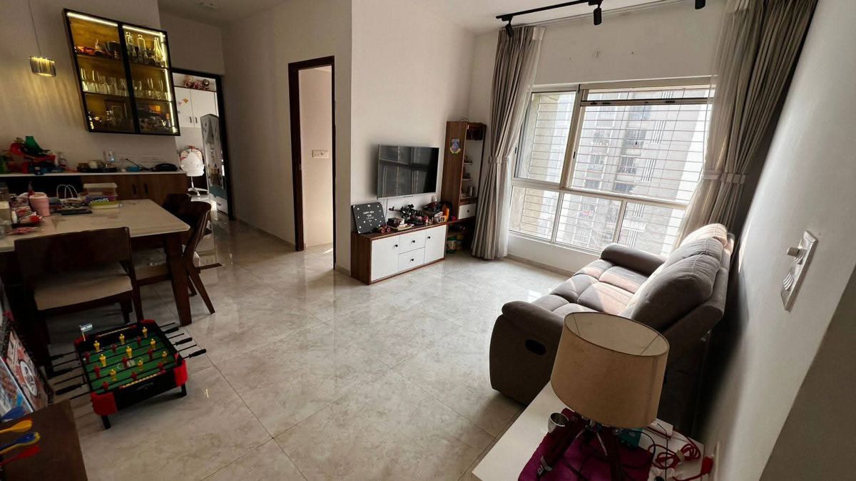 2 BHK + Extra Room Apartment For Rent in Lodha Amara