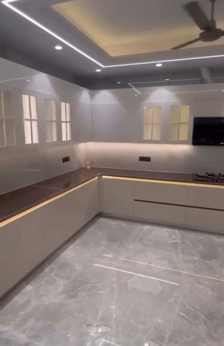 Kitchen, uppal-southend 4 Bedroom 2700 Sq.Ft. Apartment In Sector 49 Gurgaon 10005017