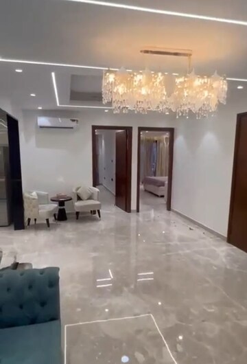 Living Room in 4 BHK Apartment at Uppal Southend, Sector 49 – for Rent