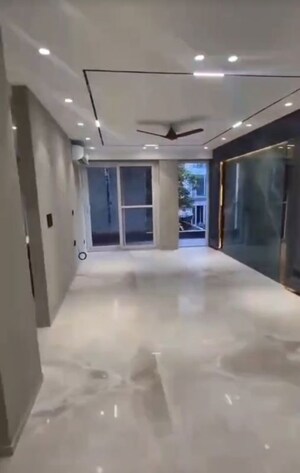 Living Room in 4 BHK Apartment at Uppal Southend, Sector 49 – for Rent