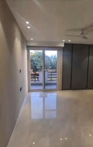 Bedroom in 4 BHK Apartment at Uppal Southend, Sector 49 – for Rent