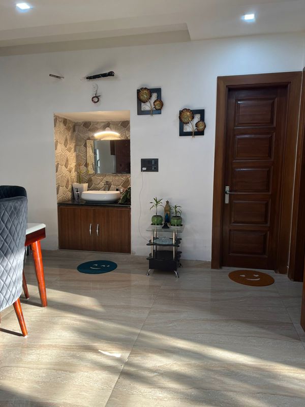 3 BHK + Pooja Room,Servant Room Apartment For Sale in Sector 85