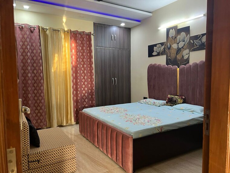 Bedroom, sector 85 3 Bedroom 250 Sq.Yd. Apartment In Sector 85 Faridabad 10004923