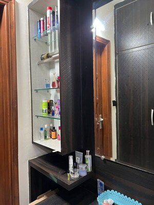 Furnished Amenities in 3 BHK Apartment at Sector 85 – for Sale