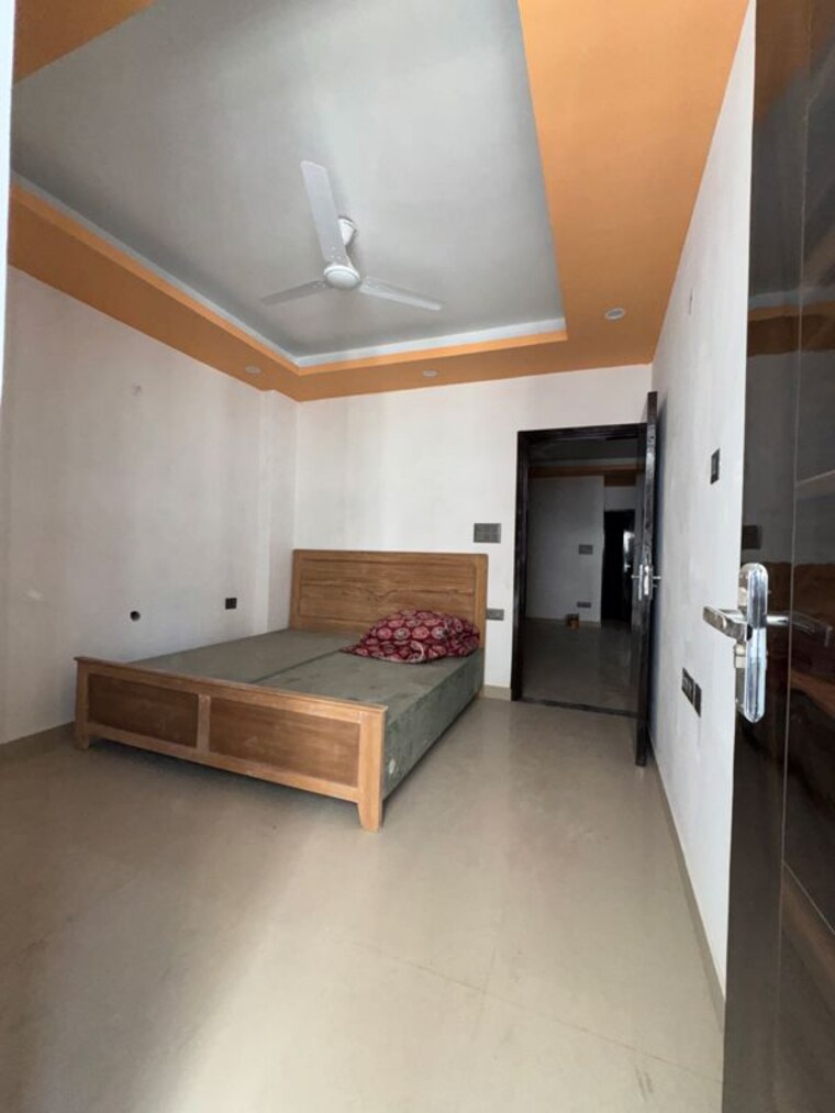 Kitchen, chattarpur 3 Bedroom 1200 Sq.Ft. Builder Floor In Chattarpur Delhi 10005244