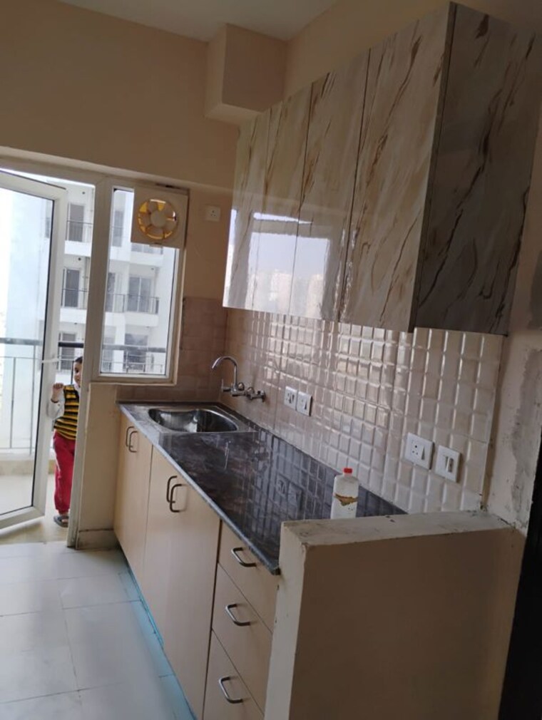 Kitchen, amrapali dream valley 1 Bedroom 585 Sq.Ft. Apartment In Amrapali Dream Valley Greater Noida 10005231