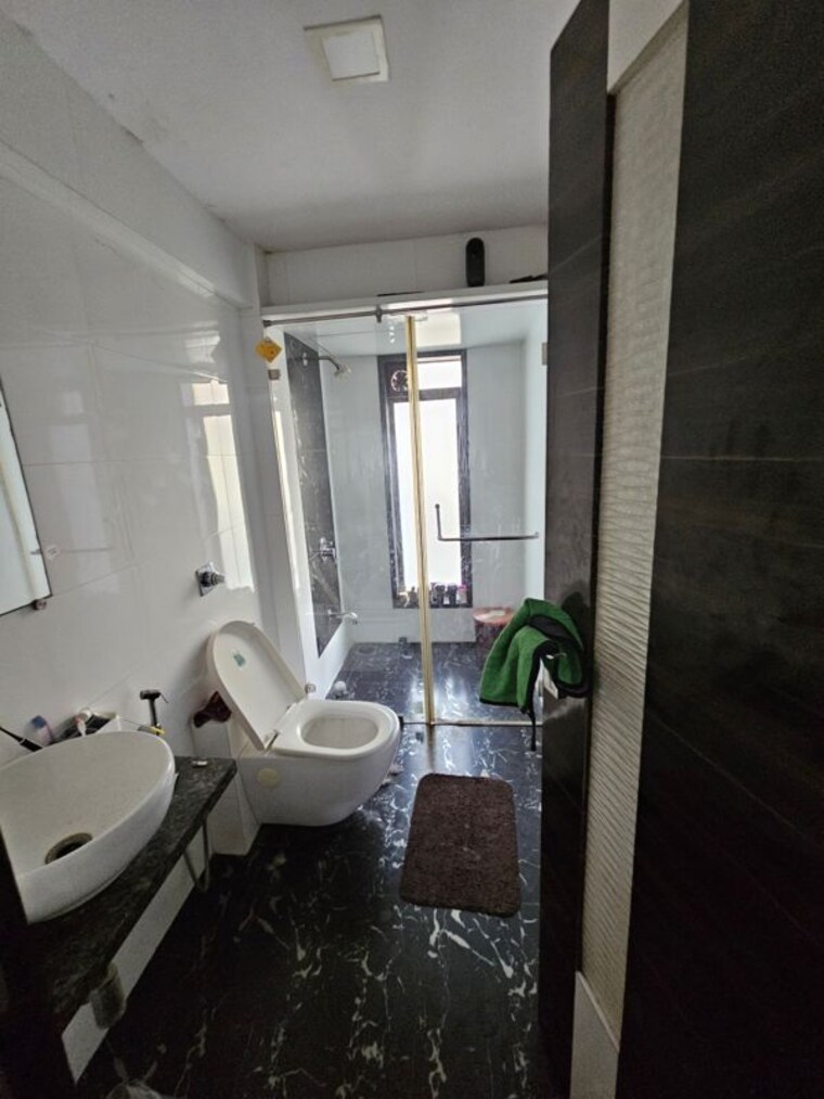 Bathroom, gaurav-enclave-i 3.5 Bedroom 3500 Sq.Ft. Apartment In Mira Road Thane 10005296