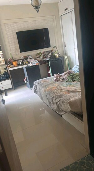 Bedroom in 2 BHK Apartment at Dosti Group Imperia, Manpada – for Rent