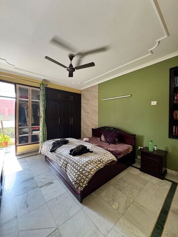 Bedroom in 3 BHK Apartment at Gail CGHS, Sector 56 – for Rent