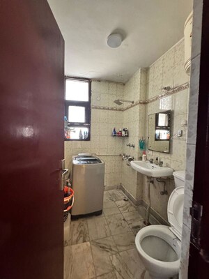 Bathroom in 3 BHK Apartment at Gail CGHS, Sector 56 – for Rent