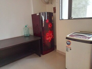 Furnished Amenities in 2 BHK Apartment at Karan Manor, Baner – for Rent