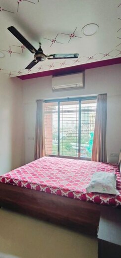 1 BHK Apartment For Rent in ISA Royal Palace