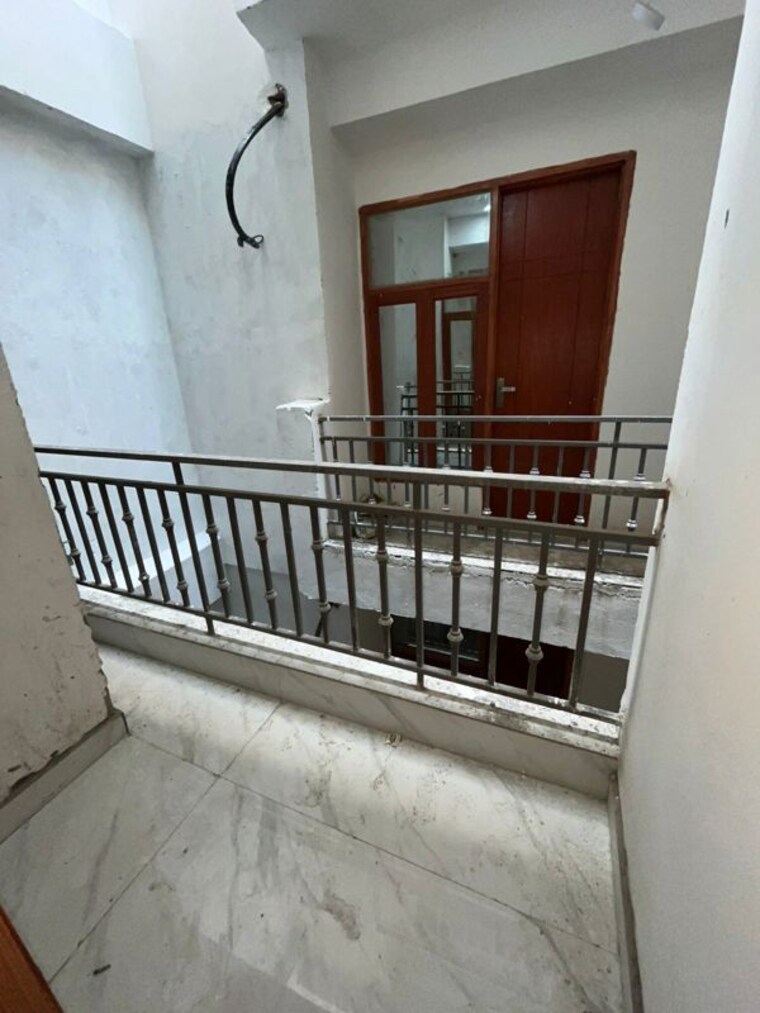 Balcony, saket 1 Bedroom 560 Sq.Ft. Builder Floor In Saket Delhi 10005590