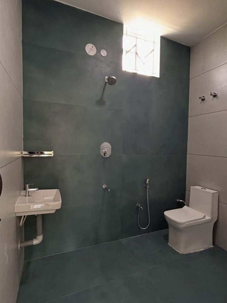 Bathroom, hoskote 2 Bedroom 1200 Sq.Ft. Villa In Hoskote Bangalore 10005604