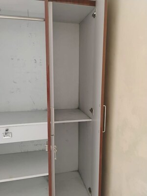 Furnished Amenities in 1 BHK Apartment at Amrapali Dream Valley – for Rent