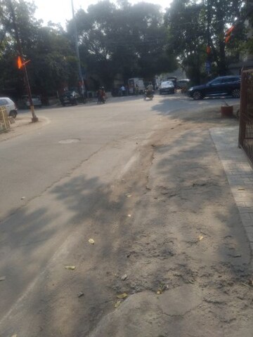  Shop For Rent in Arun Vihar Sector 37, Sector 37