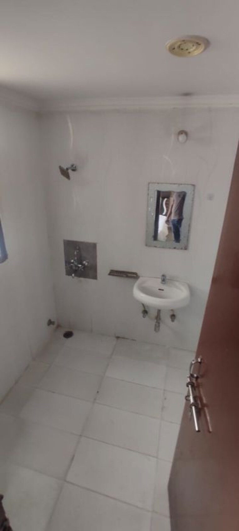 Bathroom, ambience-island-lagoon 3 Bedroom 2416 Sq.Ft. Apartment In Sector 24 Gurgaon 10005658