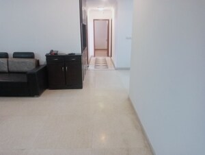 3 BHK Apartment For Rent in Parsvnath Green Ville, Sector 48
