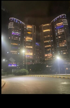 4 BHK Apartment – Exterior View View at DLF The Belaire, Sector 54 - for Sale