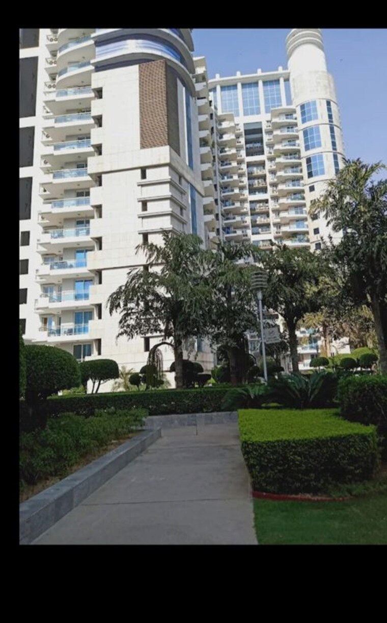 Exterior View, dlf-the-belaire 4 Bedroom 4089 Sq.Ft. Apartment In Sector 54 Gurgaon 9153587