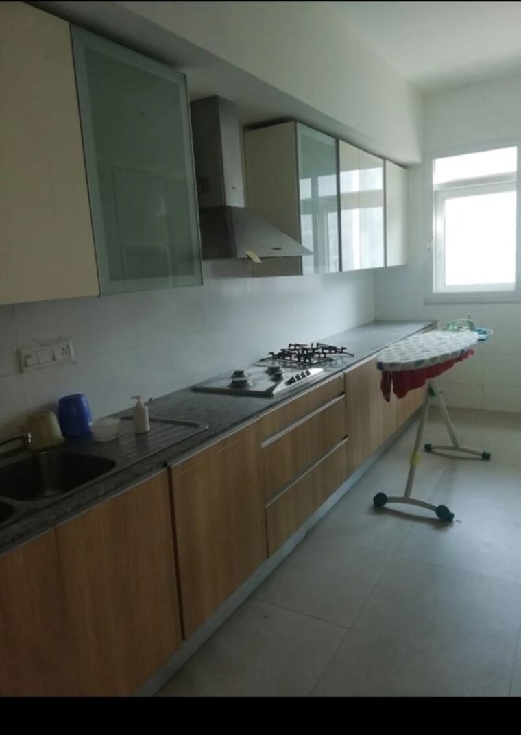 Kitchen, dlf-the-belaire 4 Bedroom 4089 Sq.Ft. Apartment In Sector 54 Gurgaon 9153587