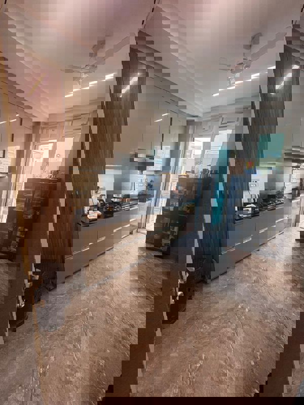 4 BHK + Servant Room 4953 Sq.Ft. Penthouse in DLF The Crest