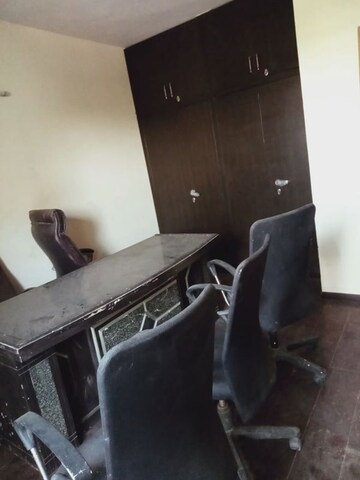 Furnished Amenities in 3 BHK Builder Floor at BPTP Park Elite Floor II, Sector 75 – for Sale