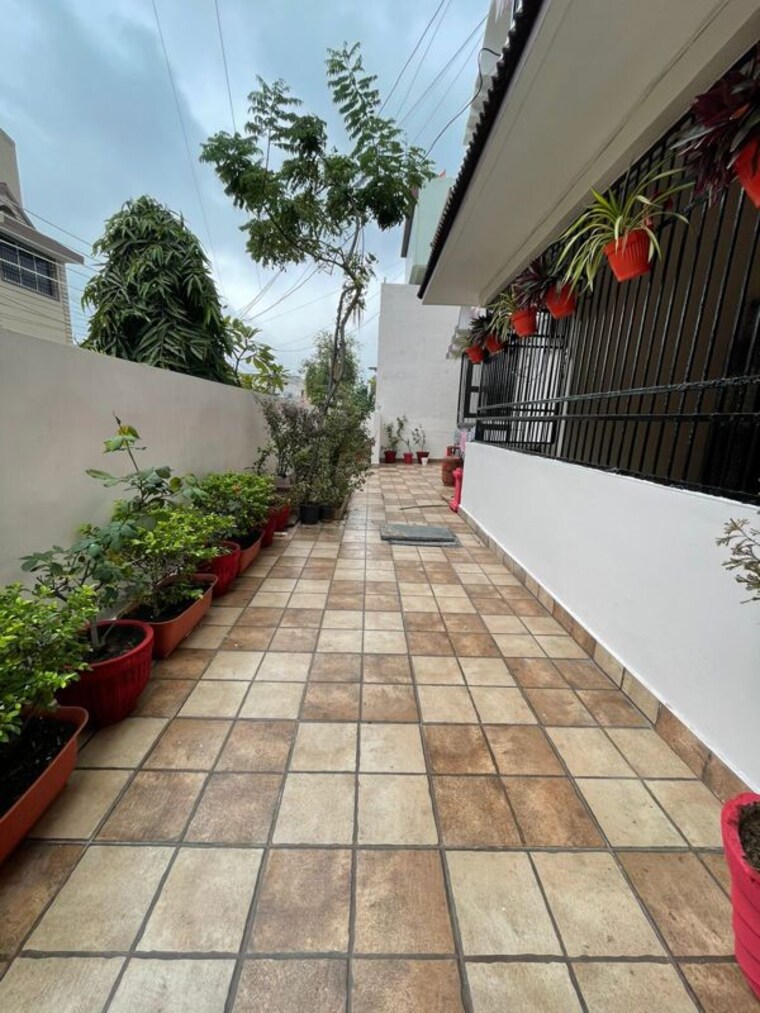 Balcony, avanti vihar 6 Bedroom 3400 Sq.Ft. Independent House In Avanti Vihar Raipur 10005791