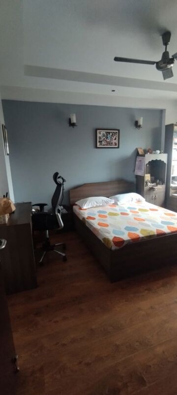 Bedroom in 3.5 BHK Apartment at Shiv Shankar Society, Sector 51 – for Sale