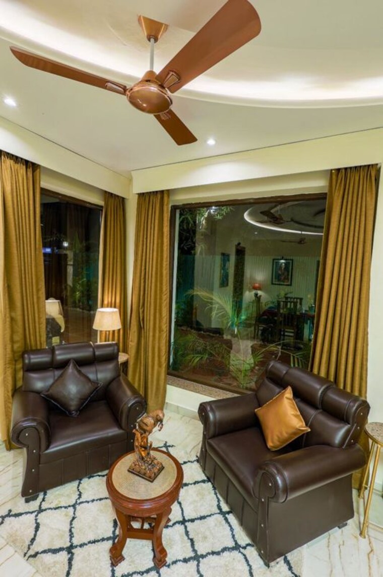 Living Room, ramnagar 6+ Bedroom 1 Acre Villa In Ramnagar Nainital 10003856