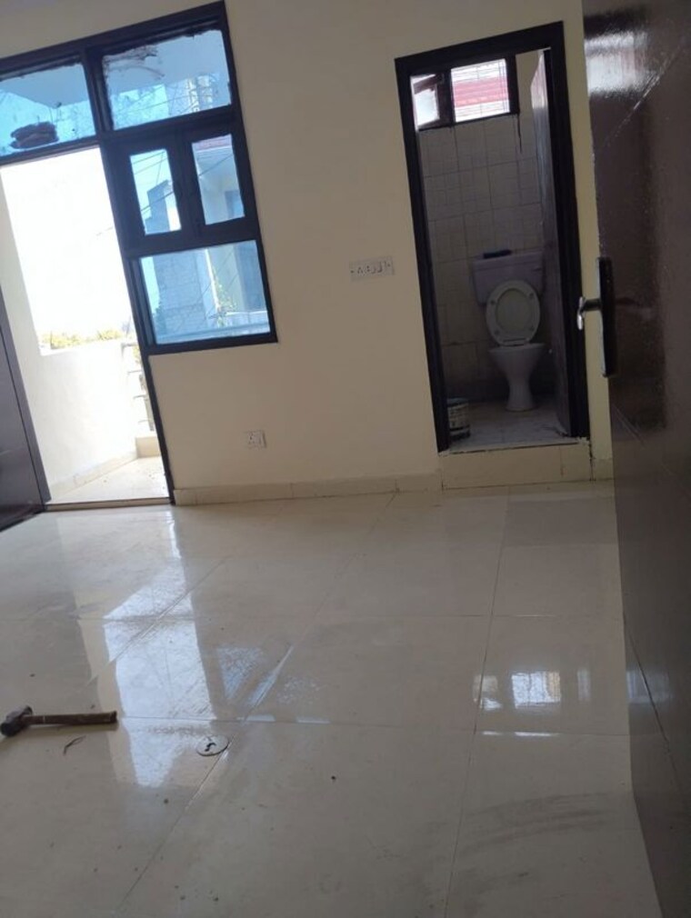 Room, neb sarai 3 Bedroom 1300 Sq.Ft. Builder Floor In Neb Sarai Delhi 10005878