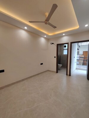 Room in 3 BHK Builder Floor at East Of Kailash – for Sale