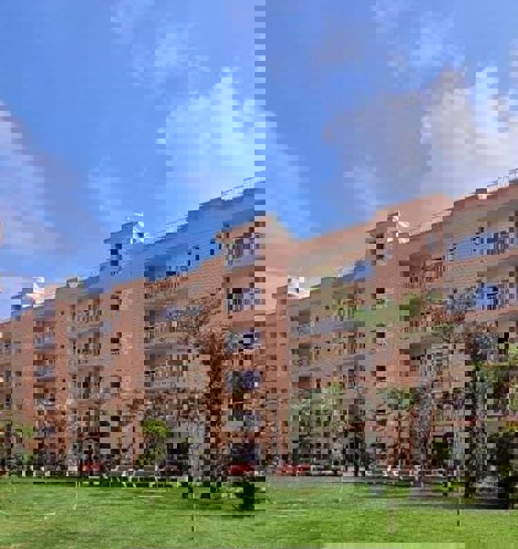 4 BHK + Study Room 2650 Sq.Ft. Apartment in Uninav Utopia