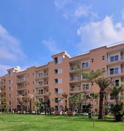 4 BHK + Study Room Apartment For Sale in Uninav Utopia
