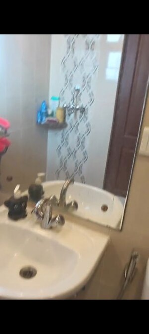 Furnished Amenities in 2.5 BHK Apartment at Trident Embassy, Sector 1 Greater Noida – for Rent